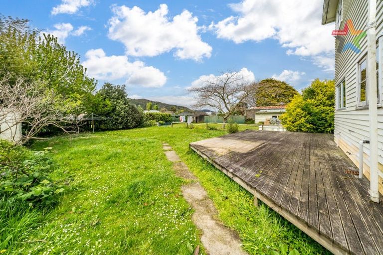 Photo of property in 14 Peck Street, Taita, Lower Hutt, 5011