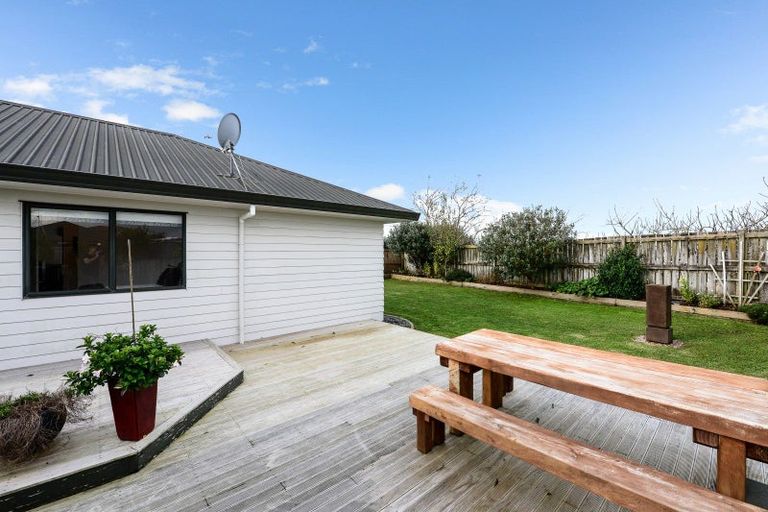 Photo of property in 11 Rosehill Place, Nawton, Hamilton, 3200