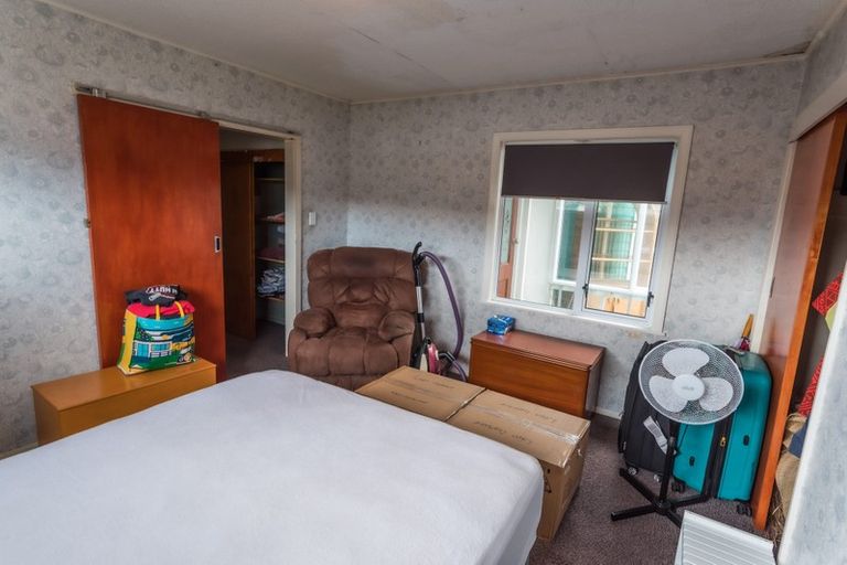 Photo of property in 3 Ruthven Road, Wainuiomata, Lower Hutt, 5014