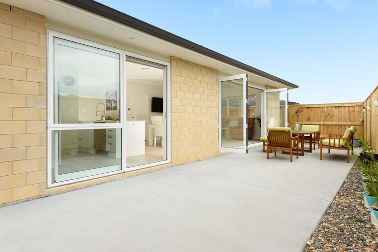 Photo of property in 4 Omapere Lane, Pyes Pa, Tauranga, 3112