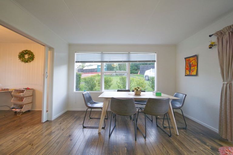 Photo of property in 20b Coronation Street, Belmont, Auckland, 0622