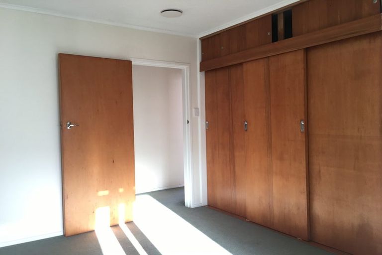 Photo of property in 122 Kings Crescent, Hutt Central, Lower Hutt, 5010