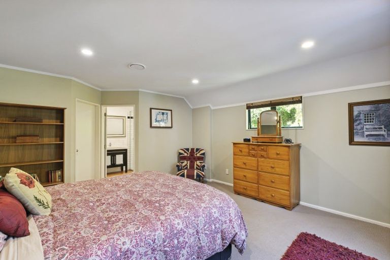 Photo of property in 18a Lucknow Terrace, Khandallah, Wellington, 6035