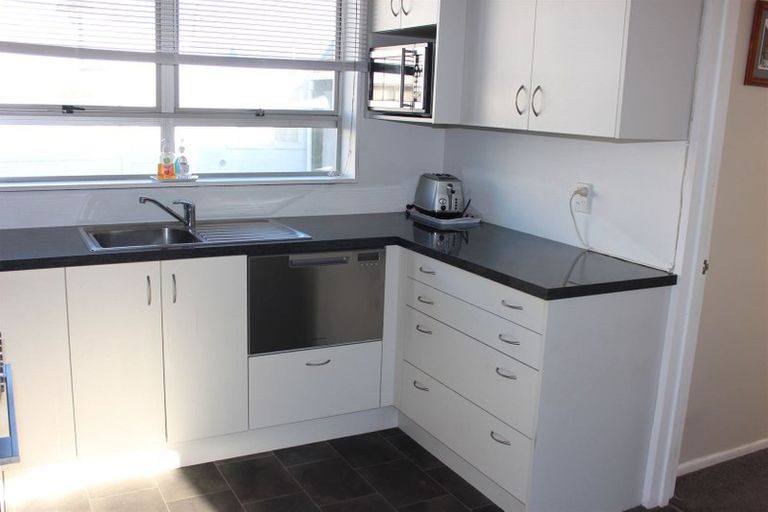 Photo of property in 38 Ajax Street, Milton, 9220