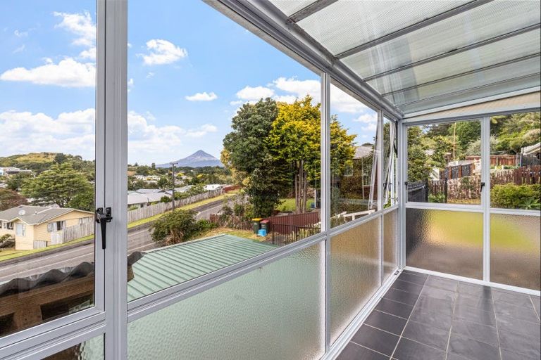 Photo of property in 162 Omata Road, Blagdon, New Plymouth, 4310