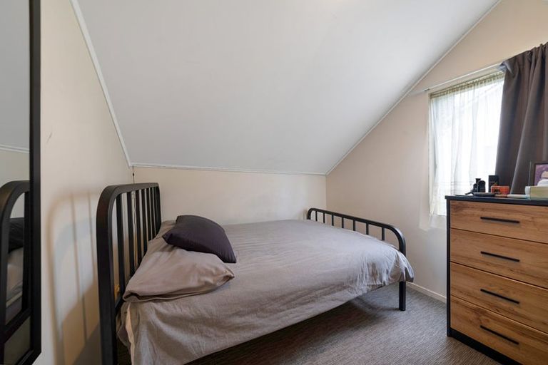 Photo of property in 19 Lilburn Crescent, Massey, Auckland, 0614