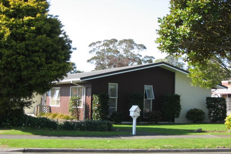 Photo of property in 20 Magnolia Drive, Westown, New Plymouth, 4310