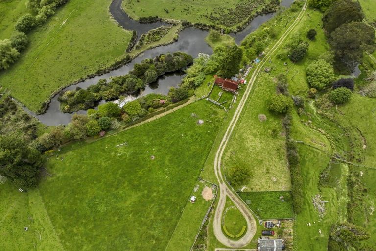 Photo of property in 22 Phillips Road, Motu, Te Karaka, 4092