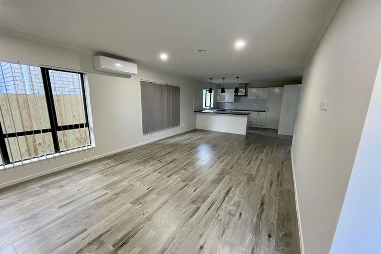 Photo of property in 88b Gloucester Road, Manurewa, Auckland, 2102