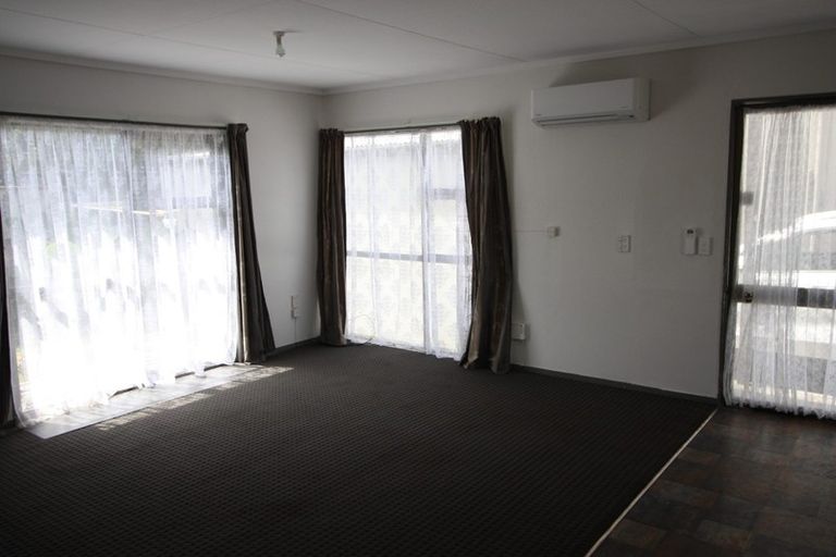 Photo of property in 7/81 Linton Street, West End, Palmerston North, 4410