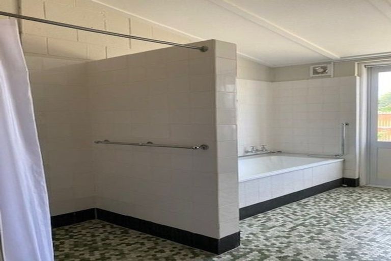 Photo of property in 51 Lonsdale Street, New Brighton, Christchurch, 8083