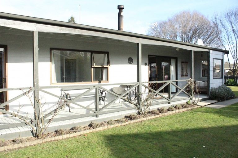 Photo of property in 135 Great North Road, Winton, 9720