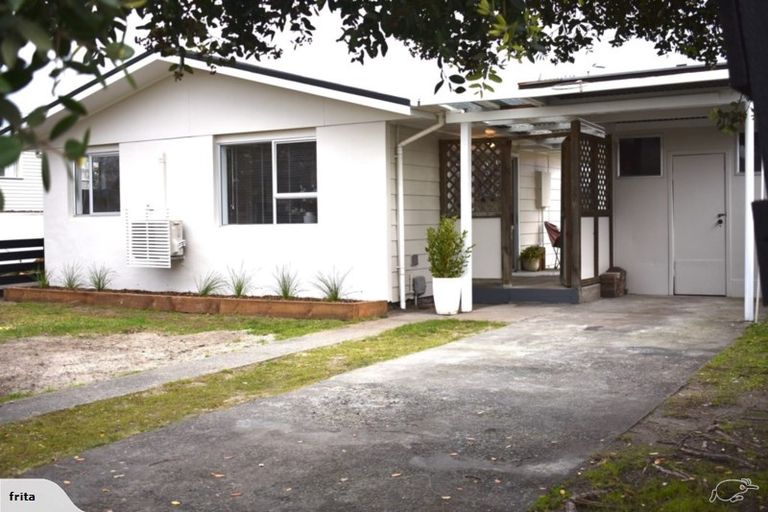 Photo of property in 39a Michael Road, Paraparaumu Beach, Paraparaumu, 5032