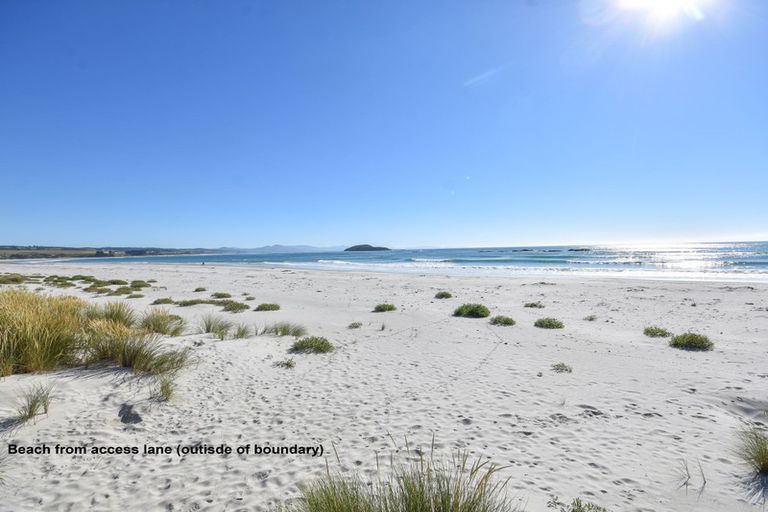 Photo of property in 17 Palmer Place, Taieri Beach, Taieri Mouth, 9091