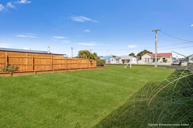 Photo of property in 8 Gorran Avenue, Gonville, Whanganui, 4501