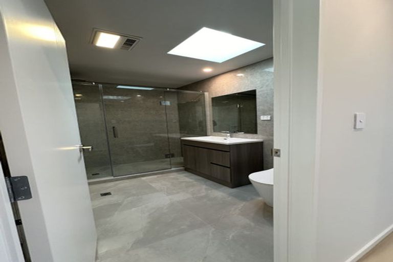 Photo of property in 93 Hutchinsons Road, Bucklands Beach, Auckland, 2014