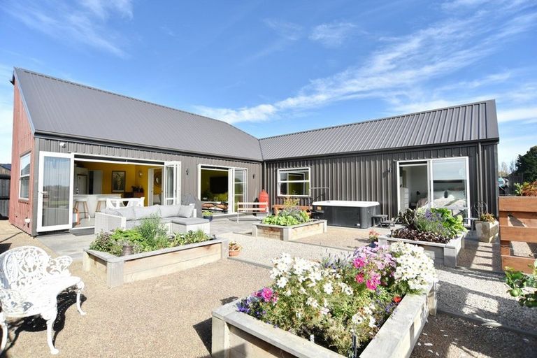 Photo of property in 35 Dow Square, Wigram, Christchurch, 8025