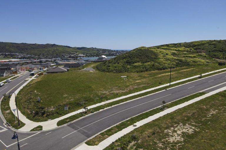 Photo of property in 191 John Burke Drive, Aotea, Porirua, 5024