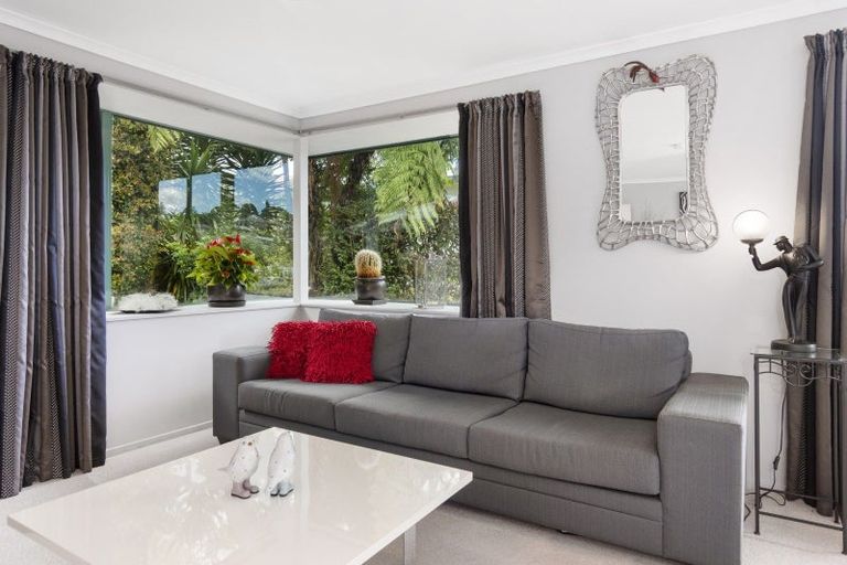 Photo of property in 32 Sunvale Place, Gate Pa, Tauranga, 3112