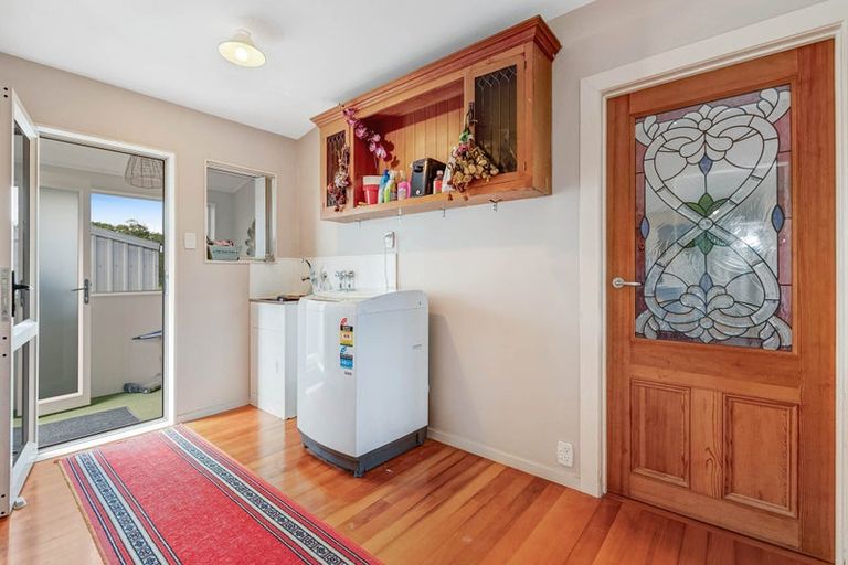 Photo of property in 37 Te Pua School Road, Helensville, 0875