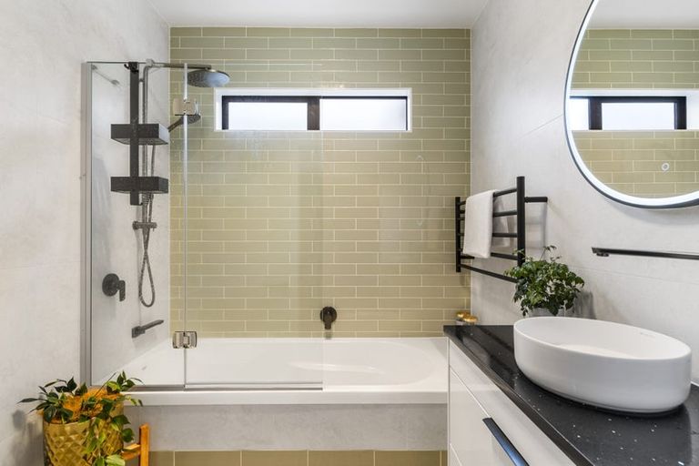 Photo of property in 33 Northwood Avenue, Albany, Auckland, 0632