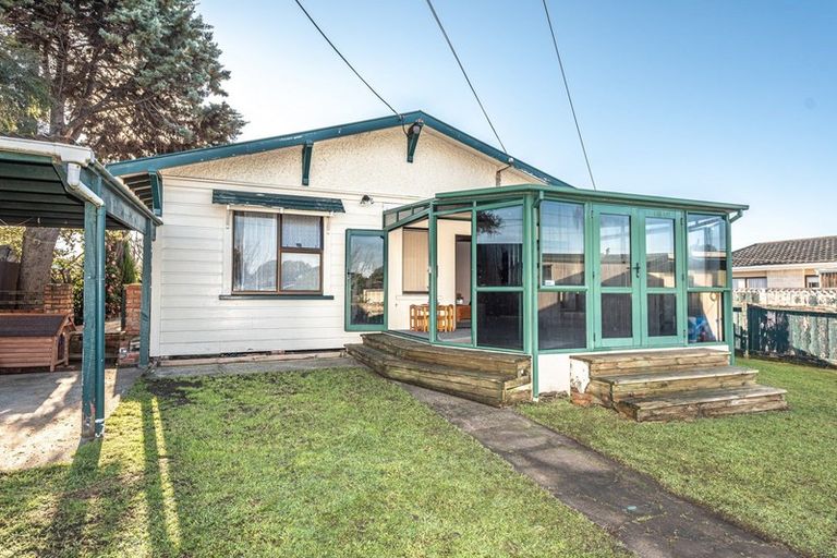 Photo of property in 4 Kings Avenue, Gonville, Whanganui, 4501