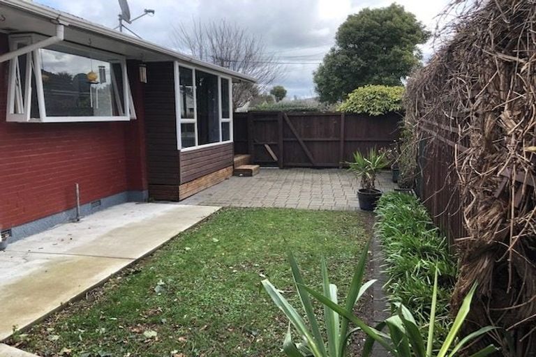 Photo of property in 20 Dunster Street, Burnside, Christchurch, 8053