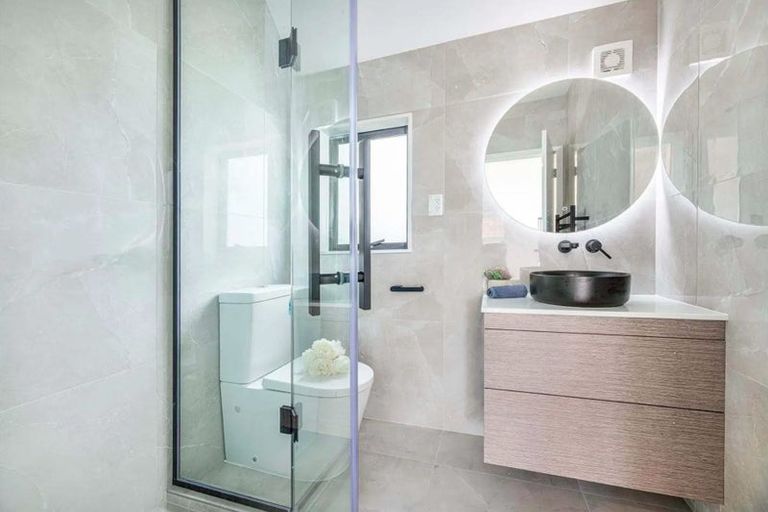 Photo of property in 14b Firth Road, Torbay, Auckland, 0630