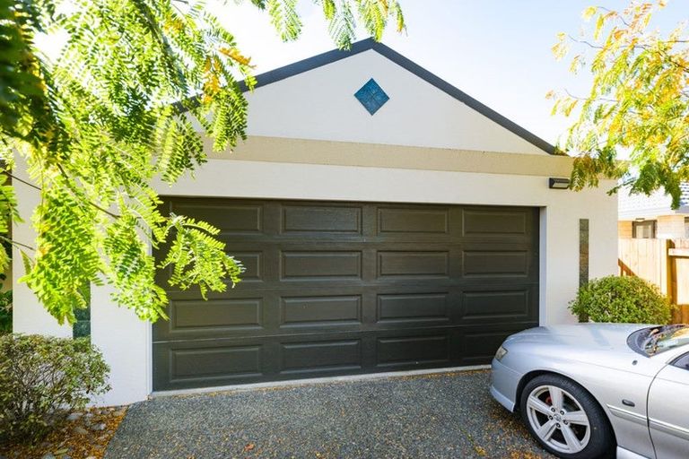 Photo of property in 39 Logan Way, Kelvin Grove, Palmerston North, 4414