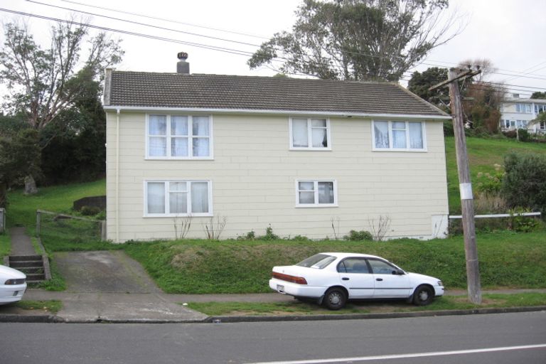 Photo of property in 5 Hampshire Street, Cannons Creek, Porirua, 5024