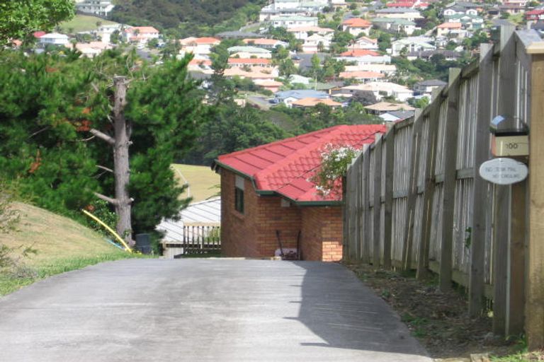 Photo of property in 100a Sunset Road, Unsworth Heights, Auckland, 0632