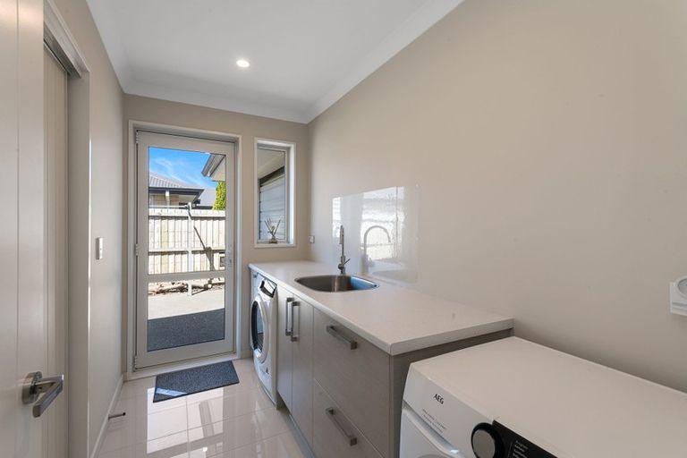 Photo of property in 36 Josephine Crescent, Aidanfield, Christchurch, 8025