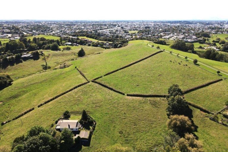 Photo of property in 73 Wallace Road, Temple View, Hamilton, 3289