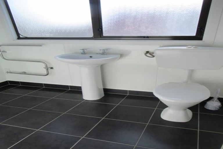 Photo of property in Princeton Gardens, 5/58 Cuba Street, Petone, Lower Hutt, 5012