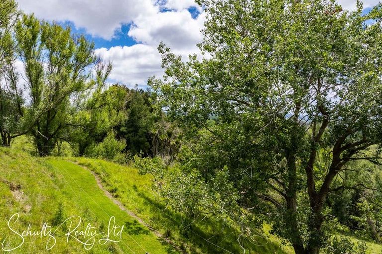 Photo of property in 16 Nikau Lane, Maungaturoto, 0520