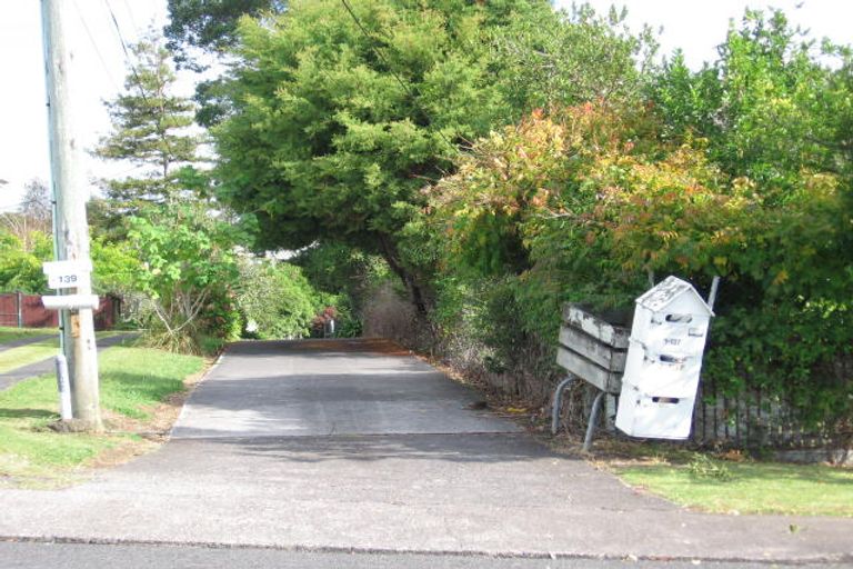 Photo of property in 3/137a View Road, Sunnyvale, Auckland, 0612