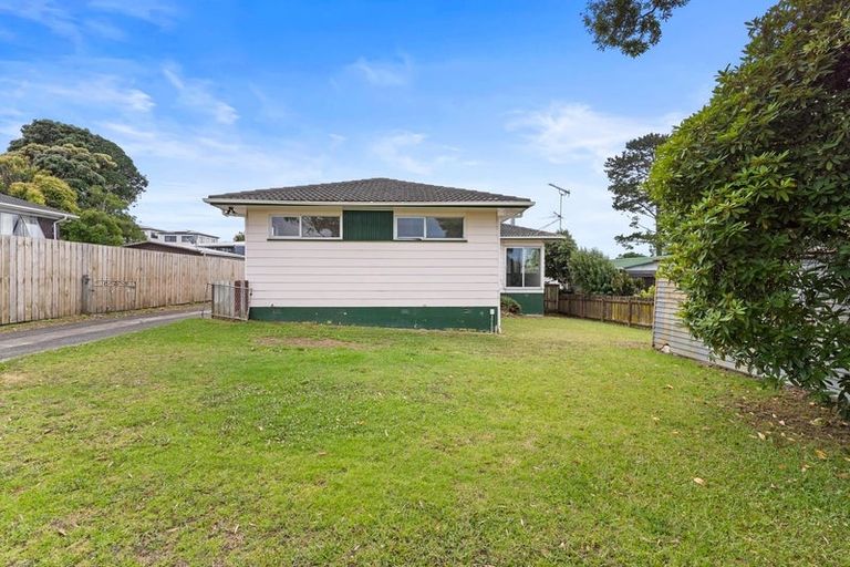 Photo of property in 10 Siska Place, Wattle Downs, Auckland, 2103