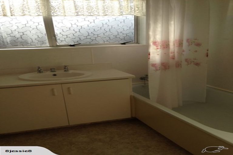 Photo of property in 3/547 Hereford Street, Linwood, Christchurch, 8011