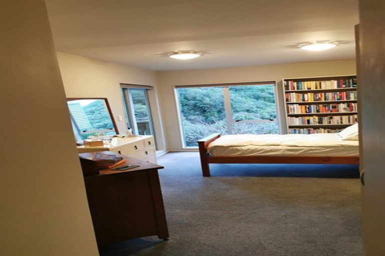 Photo of property in 100d Karepa Street, Brooklyn, Wellington, 6021