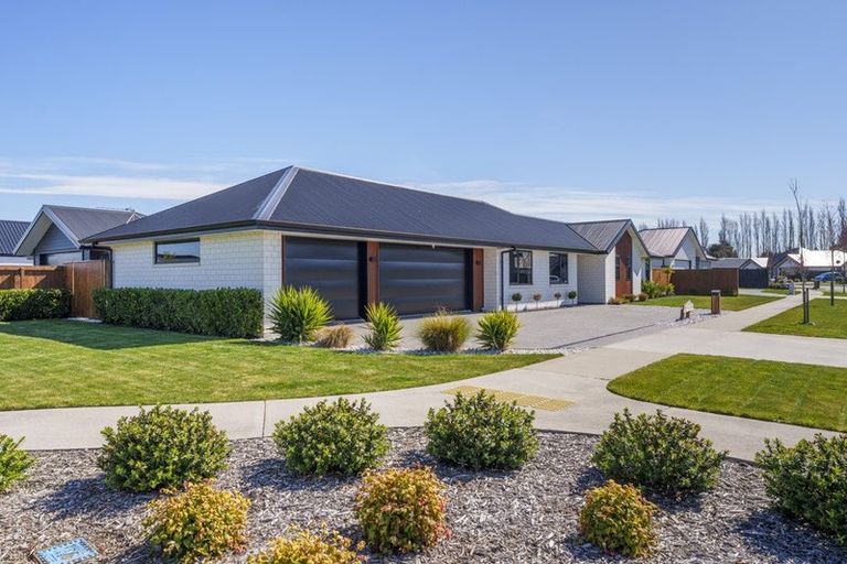 Photo of property in 30 Mcquillan Avenue, Woodend, 7610