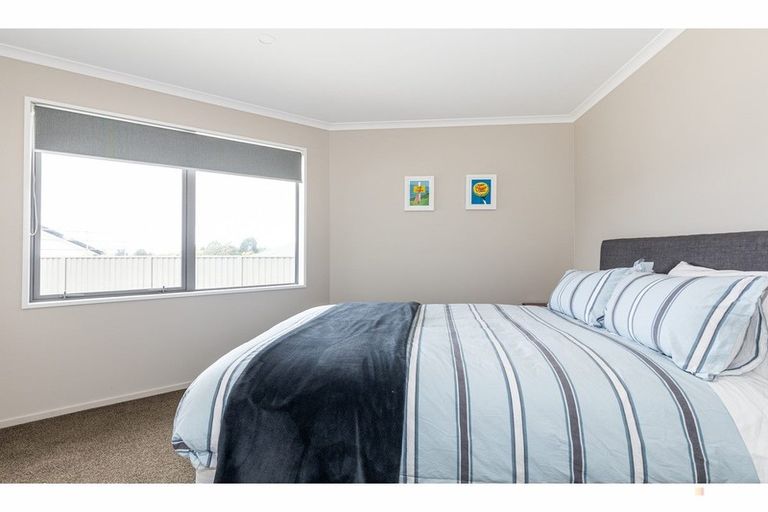 Photo of property in 32 Meadowstone Street, Gleniti, Timaru, 7910