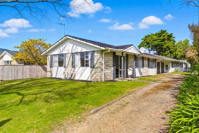 Photo of property in 35a Tui Road, Raumati Beach, Paraparaumu, 5032
