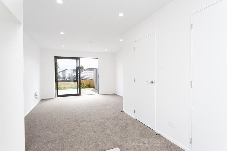Photo of property in 25 Raupeti Lane, Henderson, Auckland, 0612