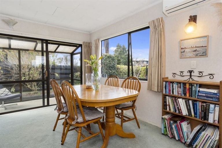 Photo of property in 11a Hilltop Road, Parkvale, Tauranga, 3112