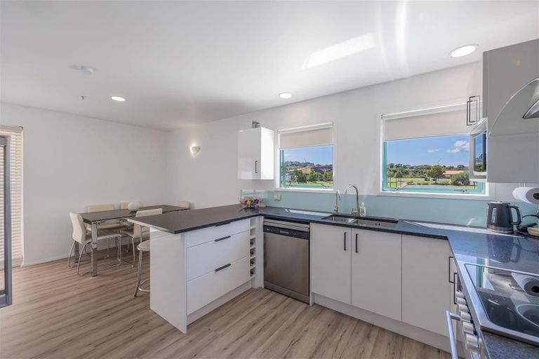 Photo of property in 164z Harbour Village Drive, Gulf Harbour, Whangaparaoa, 0930