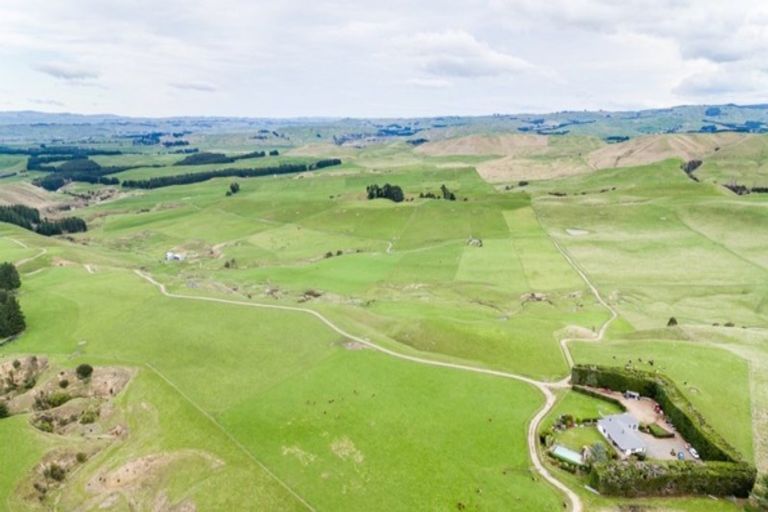 Photo of property in 1025 Aorangi Road, Maraekakaho, Hastings, 4171