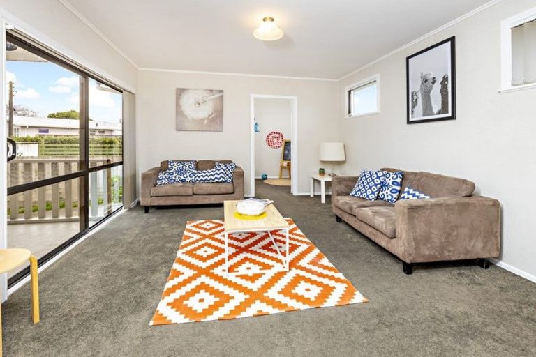 Photo of property in 13 Jenkins Place, Manurewa East, Auckland, 2102