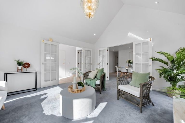 Photo of property in 2/94 Pretoria Street, Hutt Central, Lower Hutt, 5010