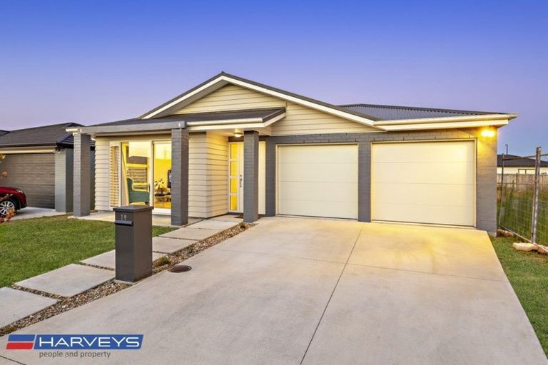 Photo of property in 19 Hollowout Street, Takanini, 2112