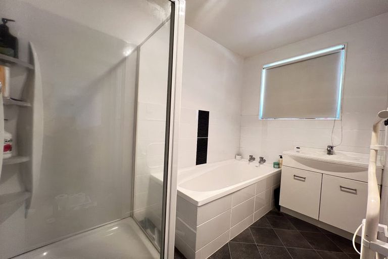 Photo of property in 4/24 Oxley Avenue, St Albans, Christchurch, 8014